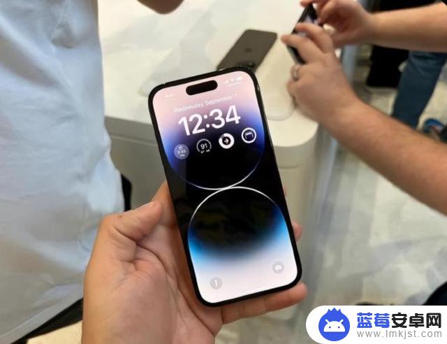 2022中国畅销手机Top10：苹果是大赢家，国产旗舰全军覆没