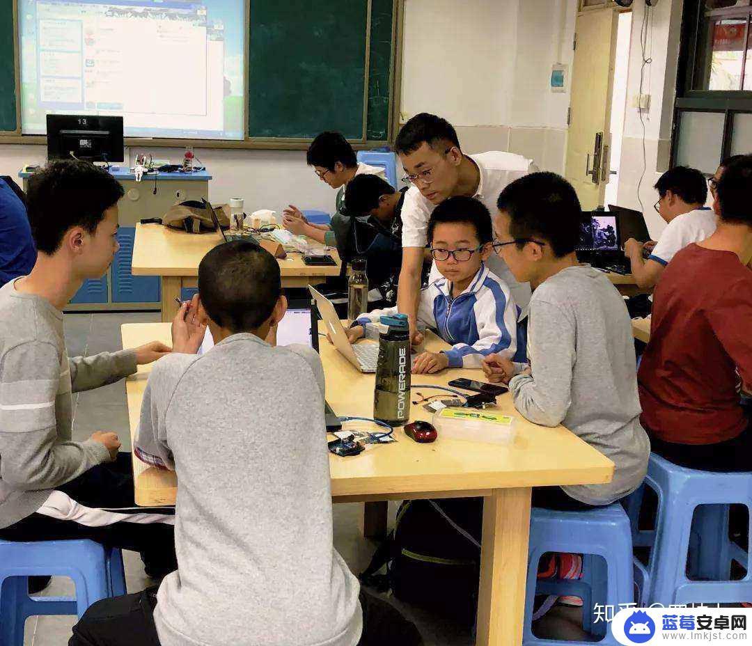 Steam教育措施：如何培养学生创新思维和解决问题的能力？