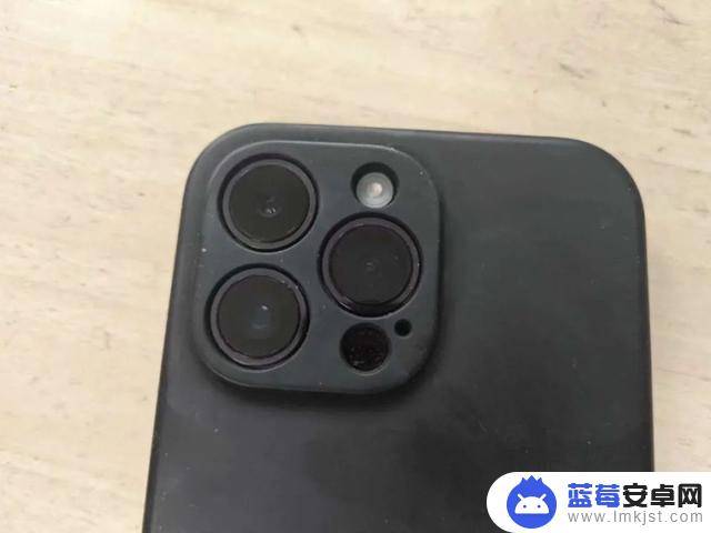 为什么安卓手机配置看起来普遍比iPhone高，却没有iPhone更耐用？