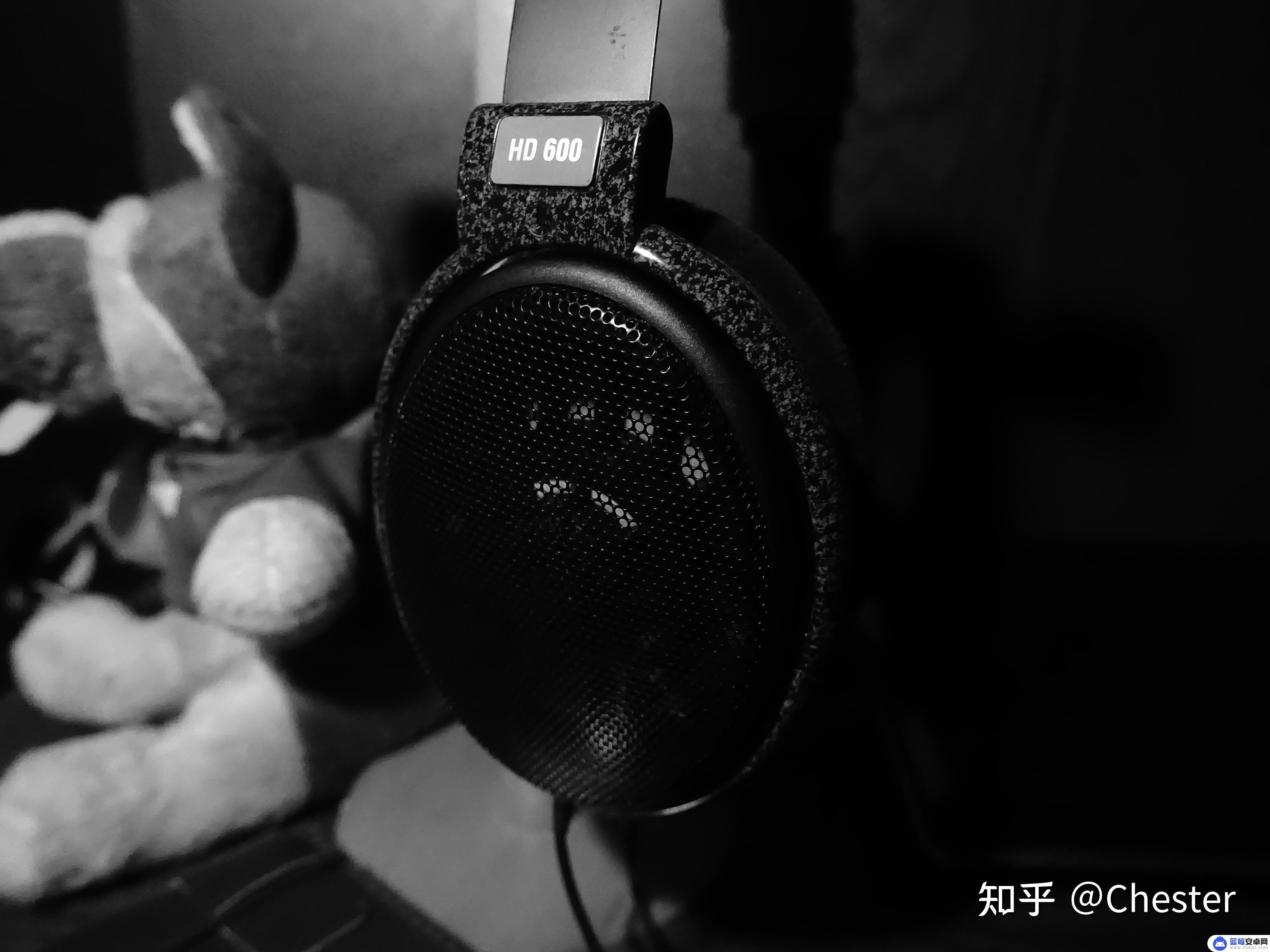 用手机怎么玩hifi 如何选择适合HiFi入门玩家的耳机播放器