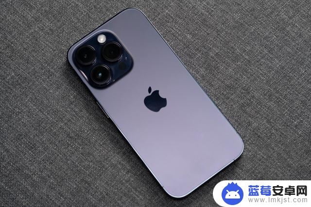 iOS 17放弃iPhone X，苹果也要消灭“钉子户”了