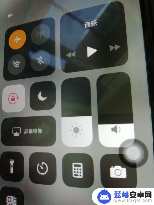 苹果xr突然手机卡无效了 IPhone Xr插卡显示无SIM卡