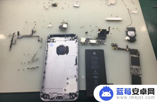 iphone6s充电器三头的拆开 iPhone 6s拆解图文教程