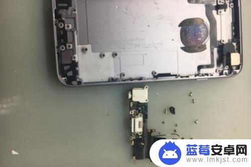 iphone6s充电器三头的拆开 iPhone 6s拆解图文教程