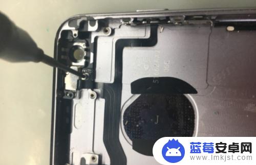 iphone6s充电器三头的拆开 iPhone 6s拆解图文教程