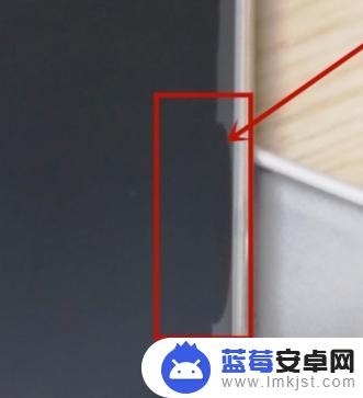 手机填充液如何添加 手机钢化膜白边填充液使用方法