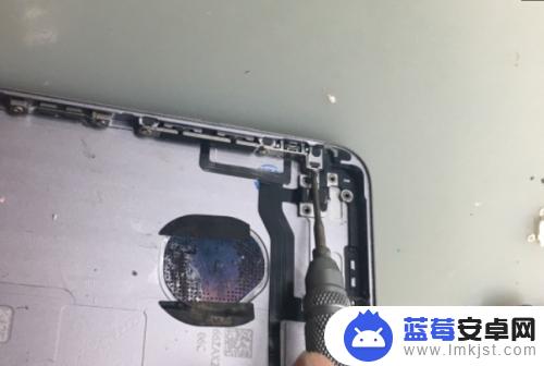 苹果手机6s拆机图 苹果iPhone 6s拆机步骤