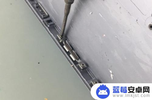 苹果手机6s拆机图 苹果iPhone 6s拆机步骤