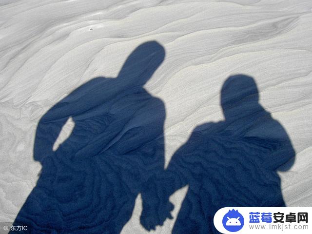 爱情视频抖音女追男的(抖音上女追男的视频)