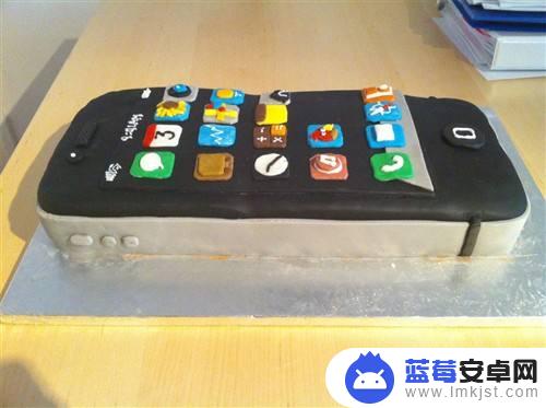 苹果手机做蛋糕怎么样 制作iPhone蛋糕的教程