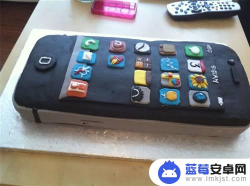 苹果手机做蛋糕怎么样 制作iPhone蛋糕的教程