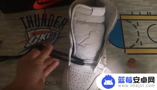 抖音aj11系鞋带的方法 aj11鞋带怎么系