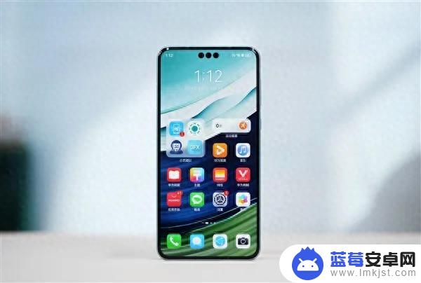 库克“不讲武德”，iPhone15首销竟然破发！网友:苹果还是衰落了