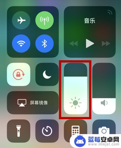 苹果手机忽明忽暗什么原因 iPhone XS 屏幕亮度突变原因