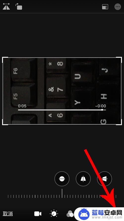 苹果手机相册视频如何旋转 苹果iphone拍的视频怎么调整方向