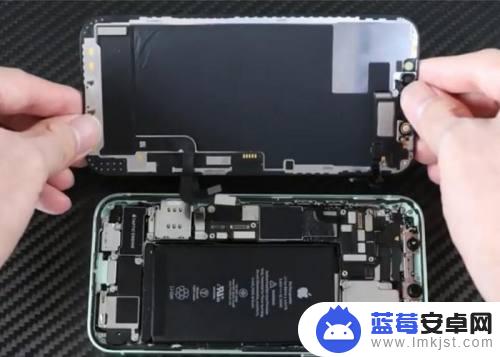 苹果12如何组装手机屏幕 iPhone 12/12 Pro 更换屏幕注意事项