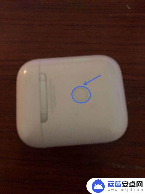 手机如何连接单只耳机听歌 AirPods 单耳使用方法