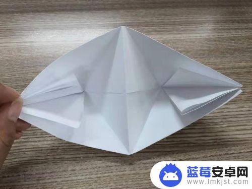 用纸怎么折个手机支架 用纸折手机支架教程