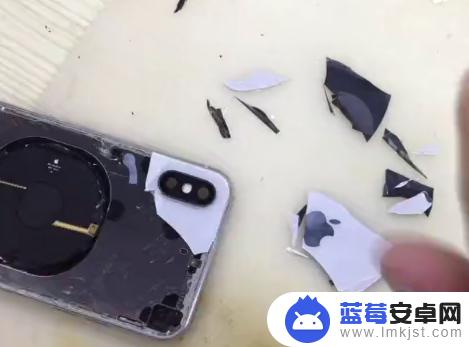 苹果手机后屏玻璃破碎 iPhone X后玻璃更换注意事项