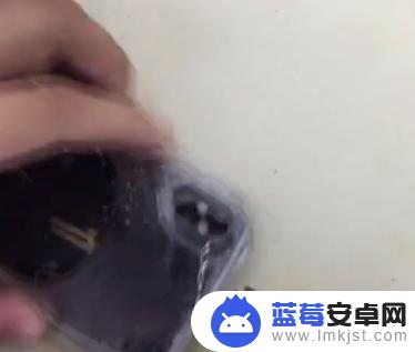 苹果手机后屏玻璃破碎 iPhone X后玻璃更换注意事项