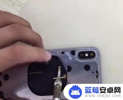 苹果手机后屏玻璃破碎 iPhone X后玻璃更换注意事项