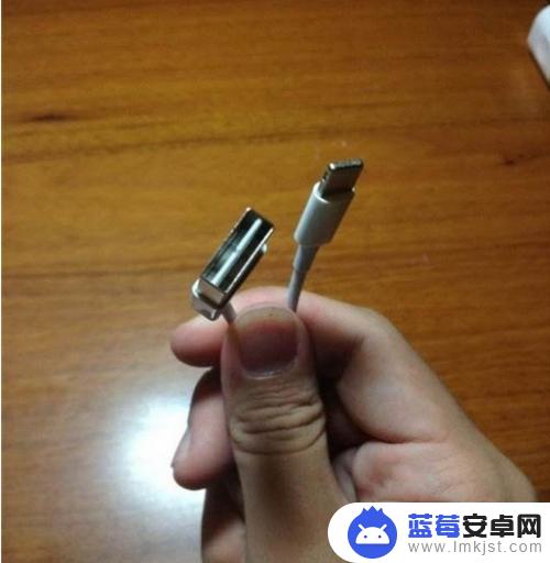 苹果手机的开关机键坏了,怎么实现快速锁屏 iPhone6开机键坏了怎样修理