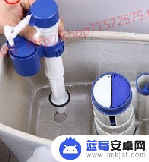 水箱怎么安装排水阀 如何更换抽水马桶水阀